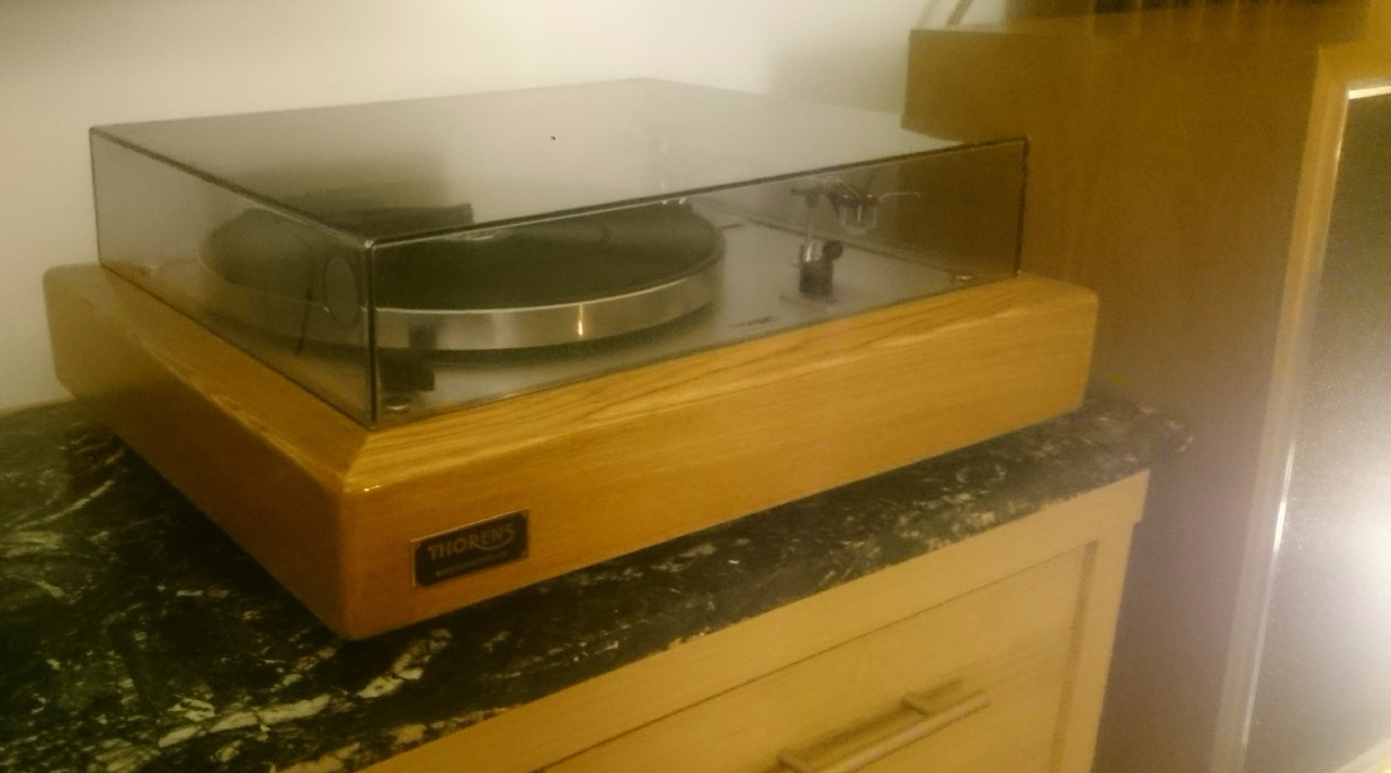 Thorens166m-12.jpg