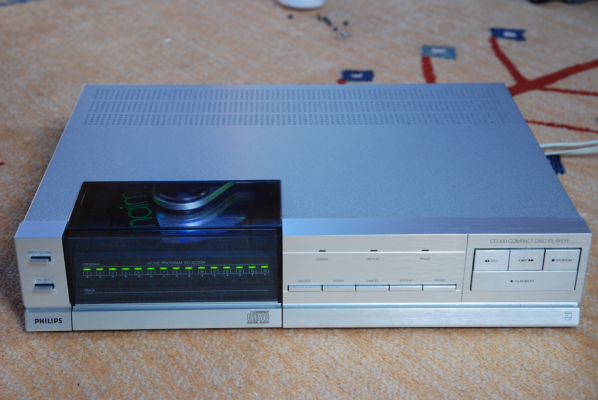 cd300-1.JPG