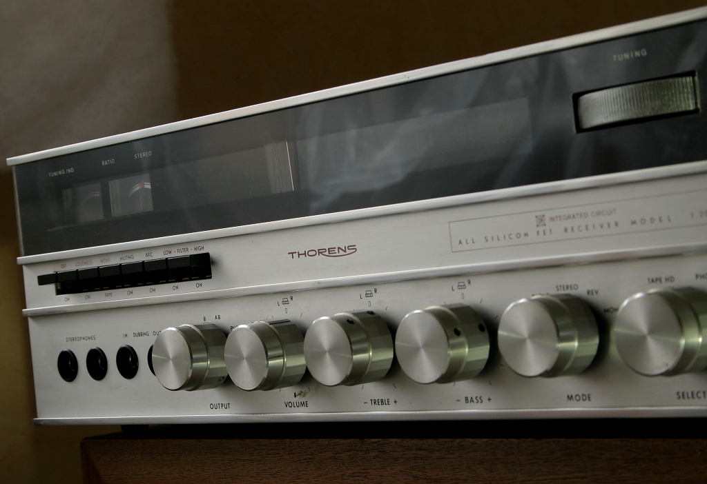 322082thorens12501125carad20012.jpg