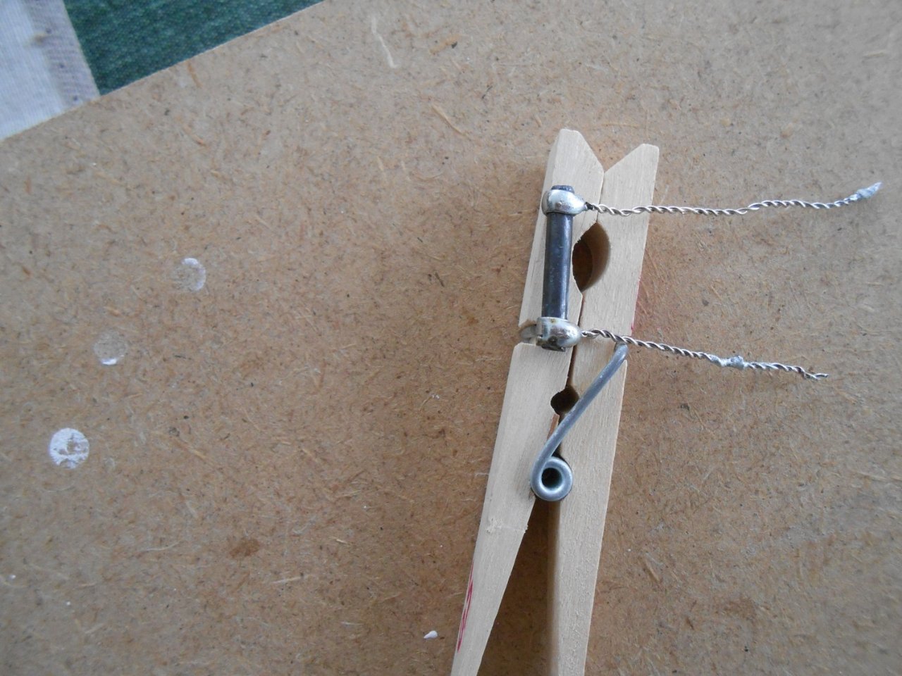 Résistance DIY graphite 0.2 Ohms.JPG