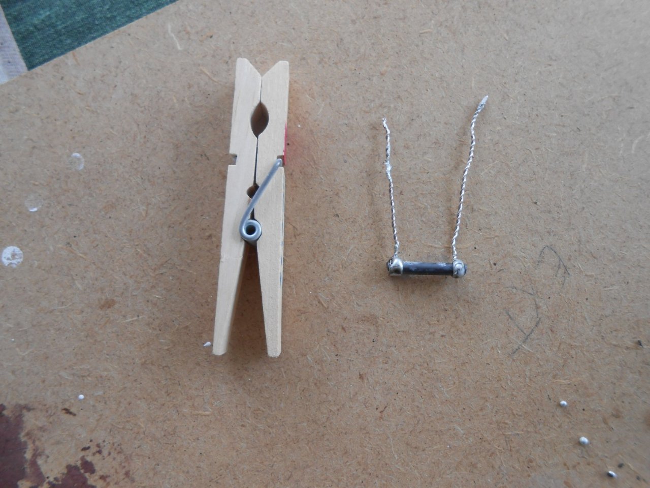 Résistance graphite 0.2 Ohms.JPG