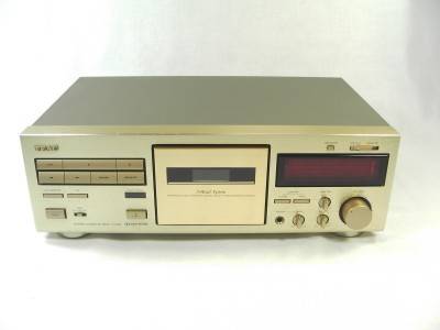 teac v-1030-1.jpg