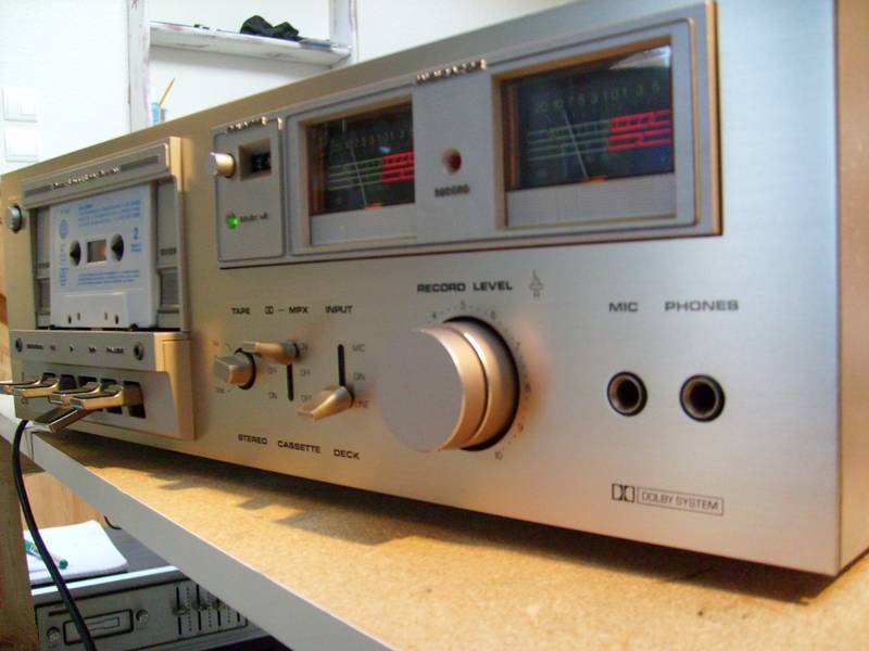 de jour c'est mieux<br />Fier de moi je le branche et à part un petit peu de bruit du mécanisme tout va bien