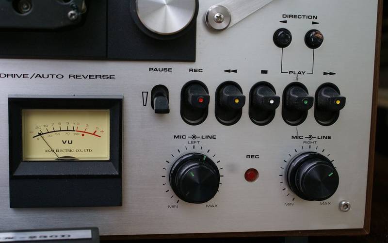 GX230_bas_droit [audiovintage].jpg