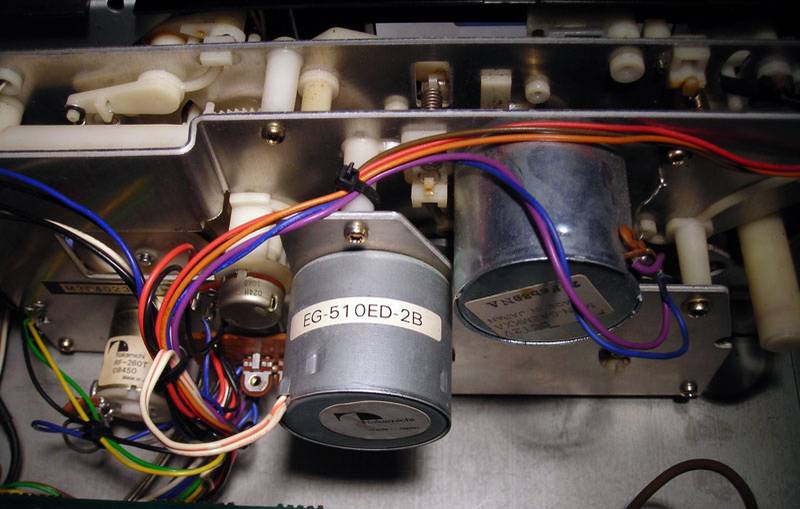 Superbe mécanique, beaucoup plus fiable que les modèles récents...