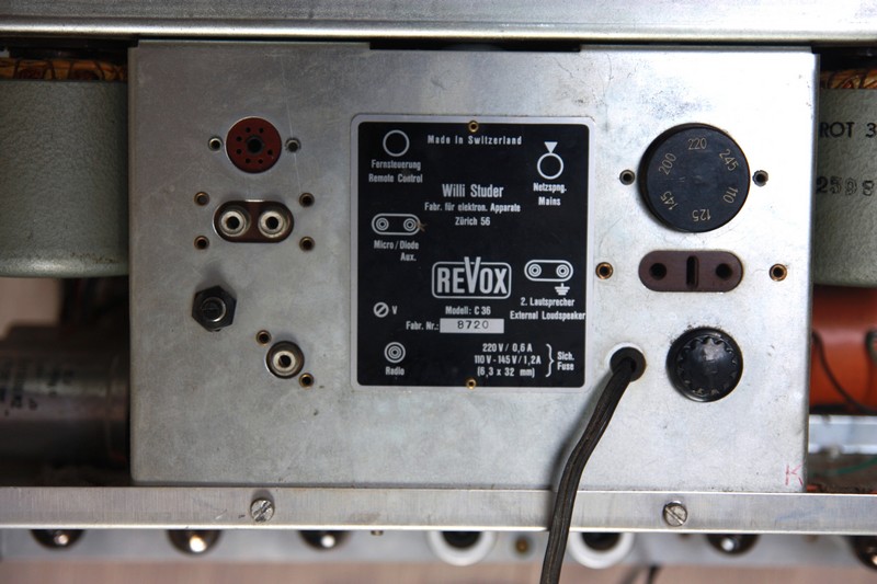 C36 - Plaque d'identification 800x600.jpg