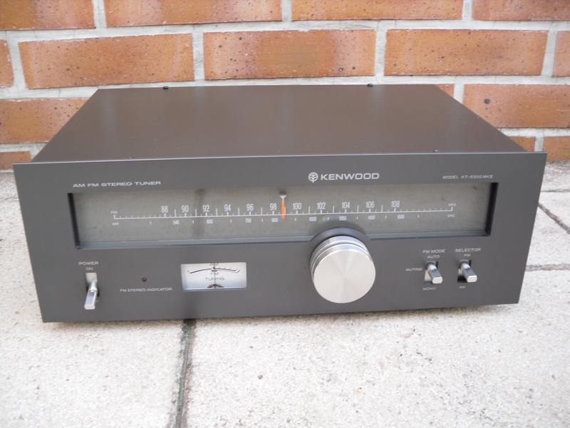 Kenwood KT 5300 MKII 5 retaillé.JPG