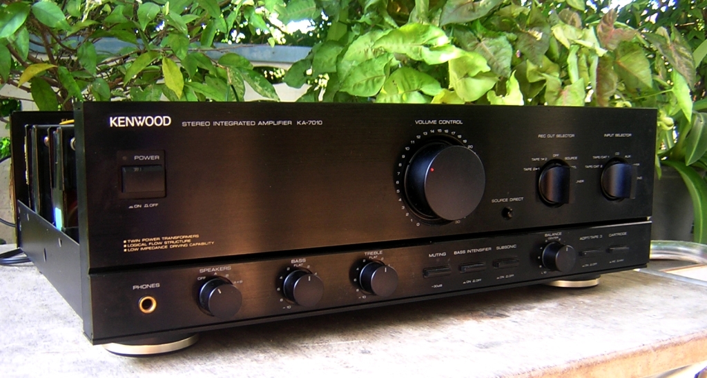 kenwood KA-7010.JPG