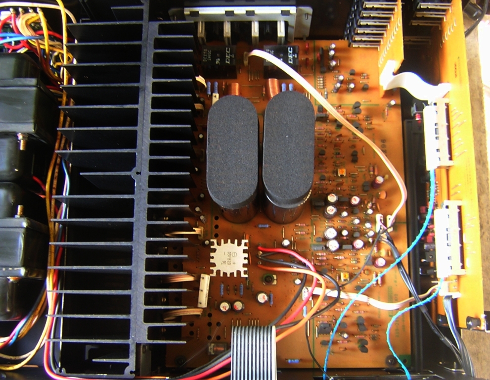 kenwood KA-7010 c.JPG