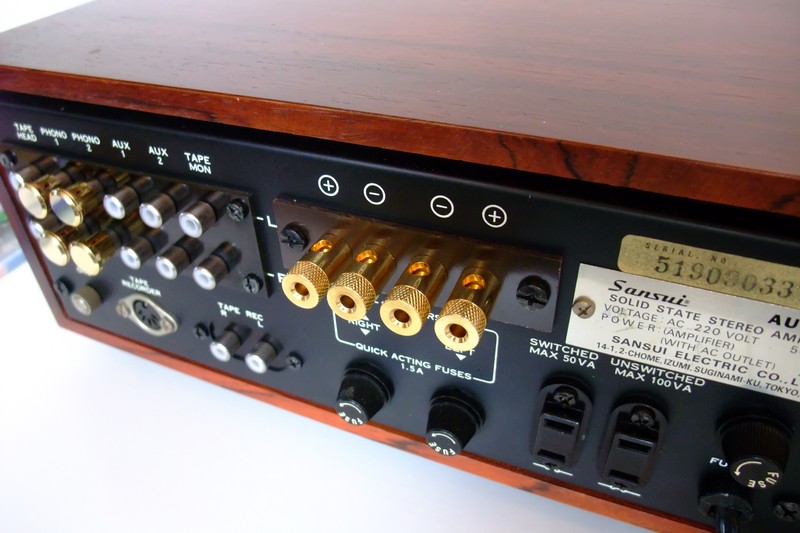 Sansui AU-222 002 (800).jpg