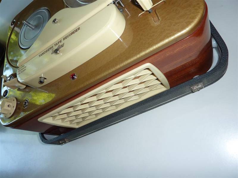 P1010686 (Large).JPG