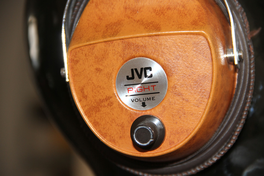 JVC HP-20 audiovintage 03.jpg