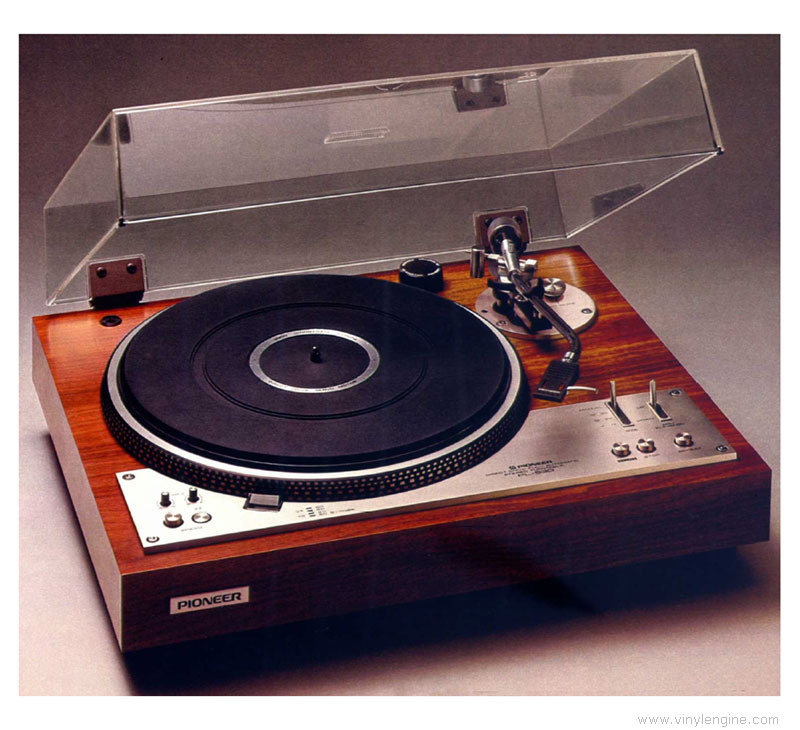 pioneer_pl-530_direct-drive_turntable.jpg