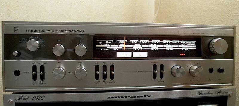 R820-ON.jpg