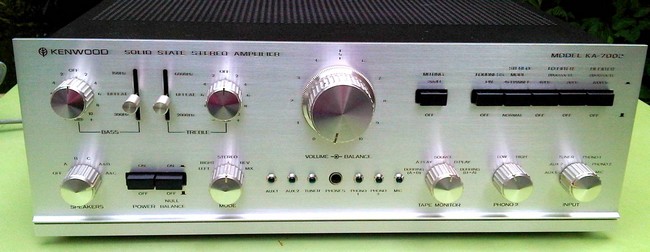 KENWOOD KA-7002 ET KT-7001 MAI 2015 025.jpg