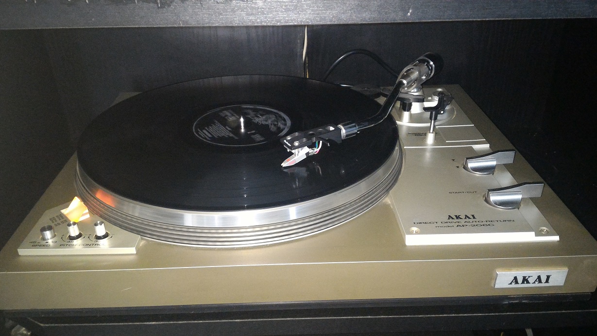 AKAI AP 206C.jpg
