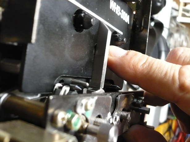 il faut que la pointe arrive a la ligne blanche