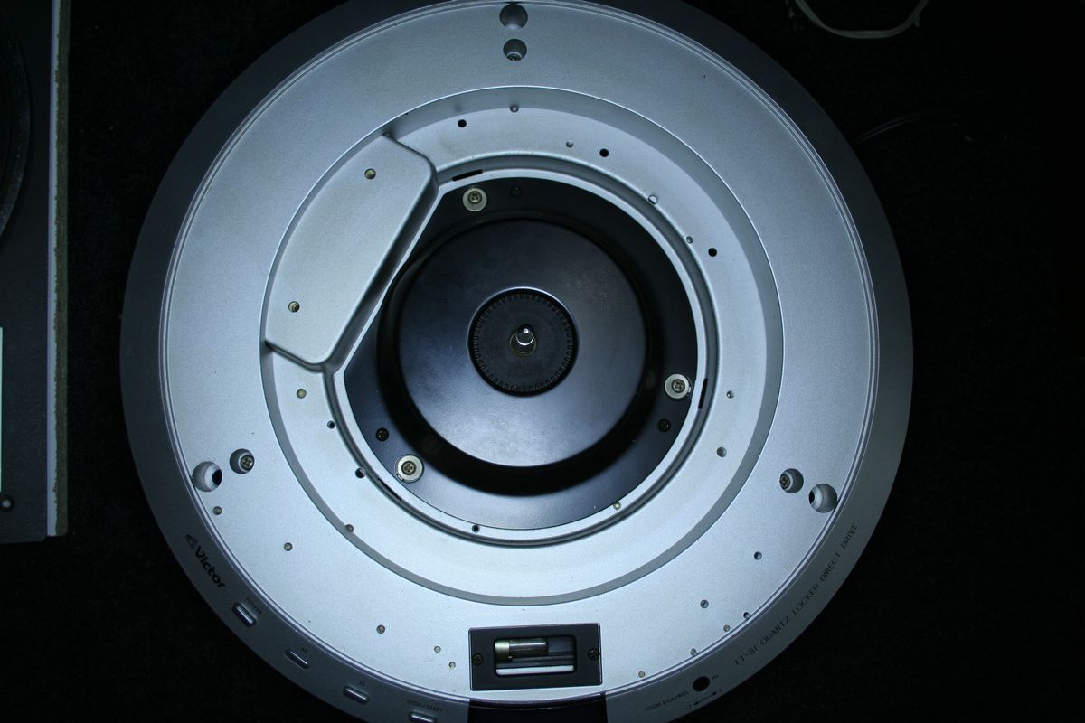 jvc TT-81-00010.jpg