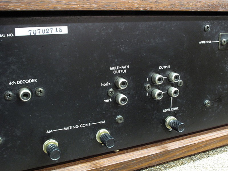 LUXMAN T-300 8.jpg